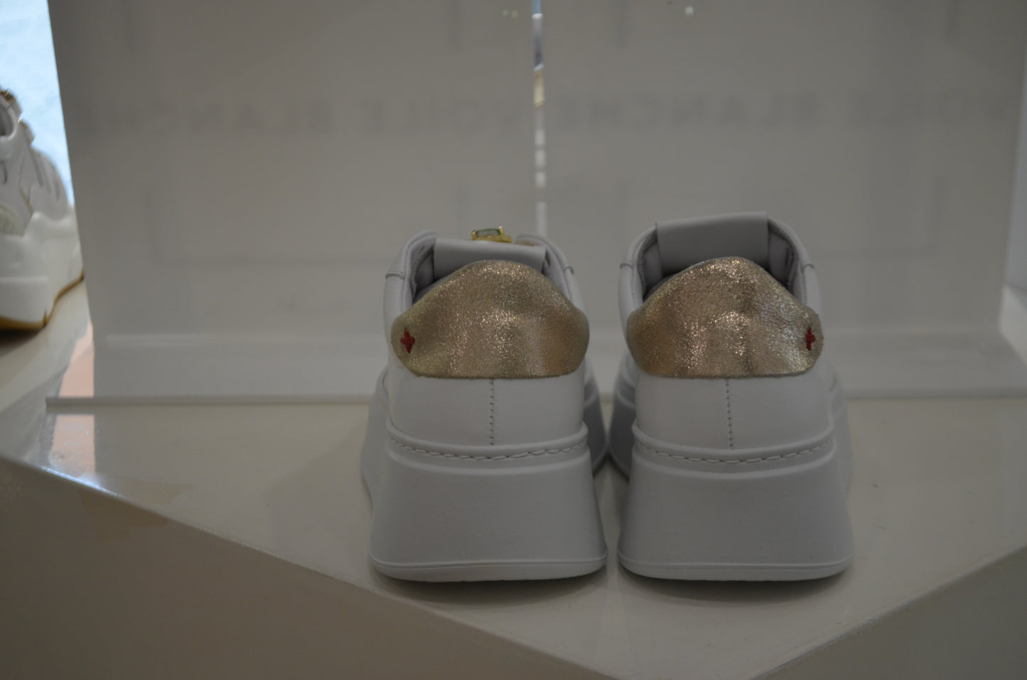 Sneakers Gio+