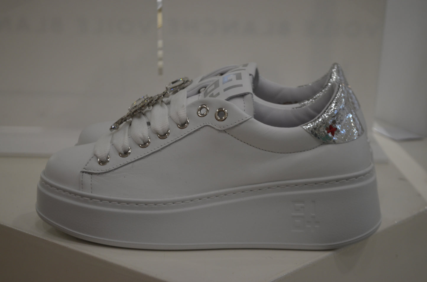 Sneakers Gio+
