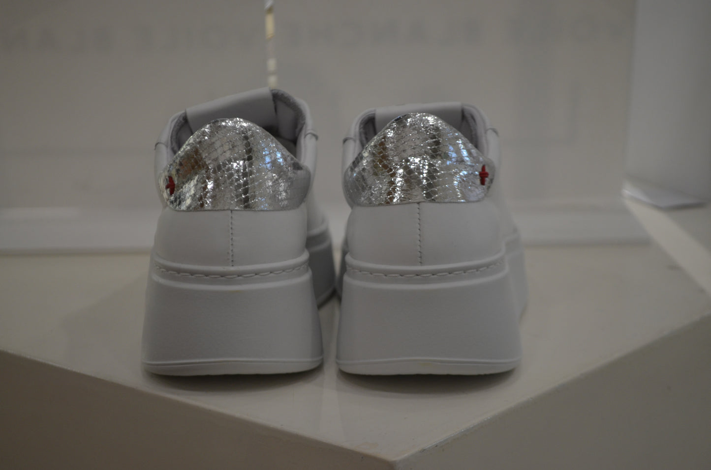 Sneakers Gio+