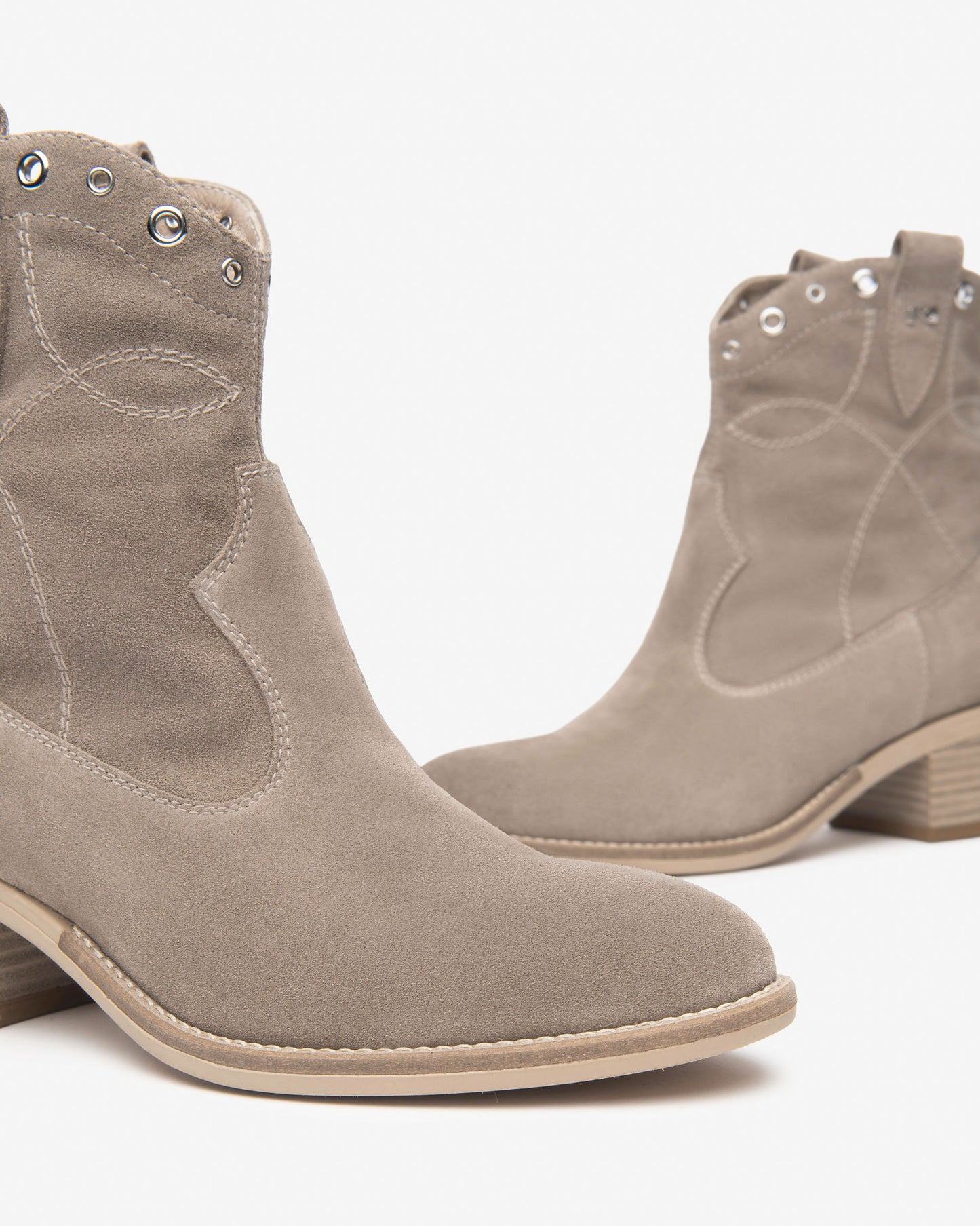 Suede Texan Boots Dove Grey Nero Giardini
