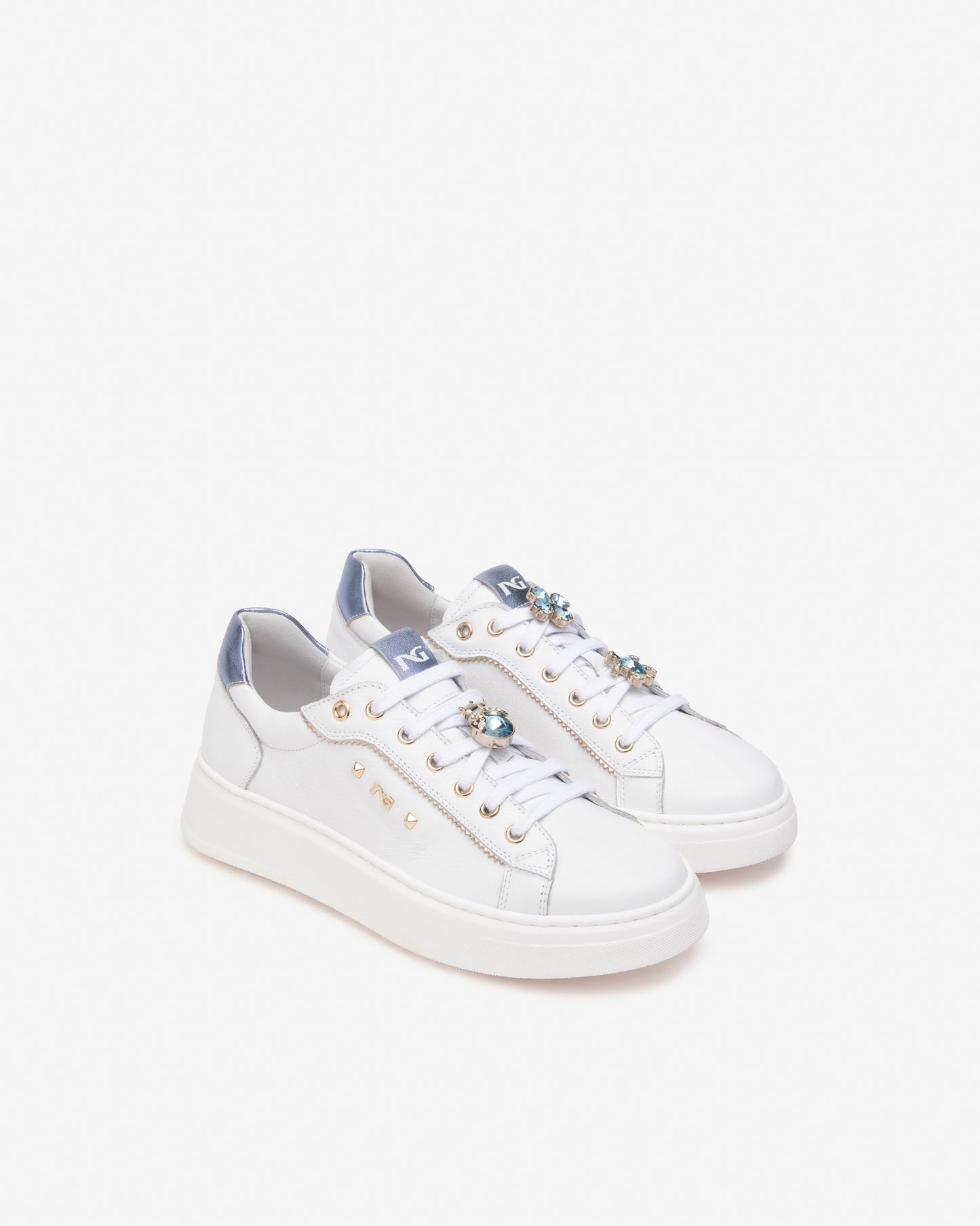 Sneakers Nero Giardini Platform Bianche con Charms Azzurri