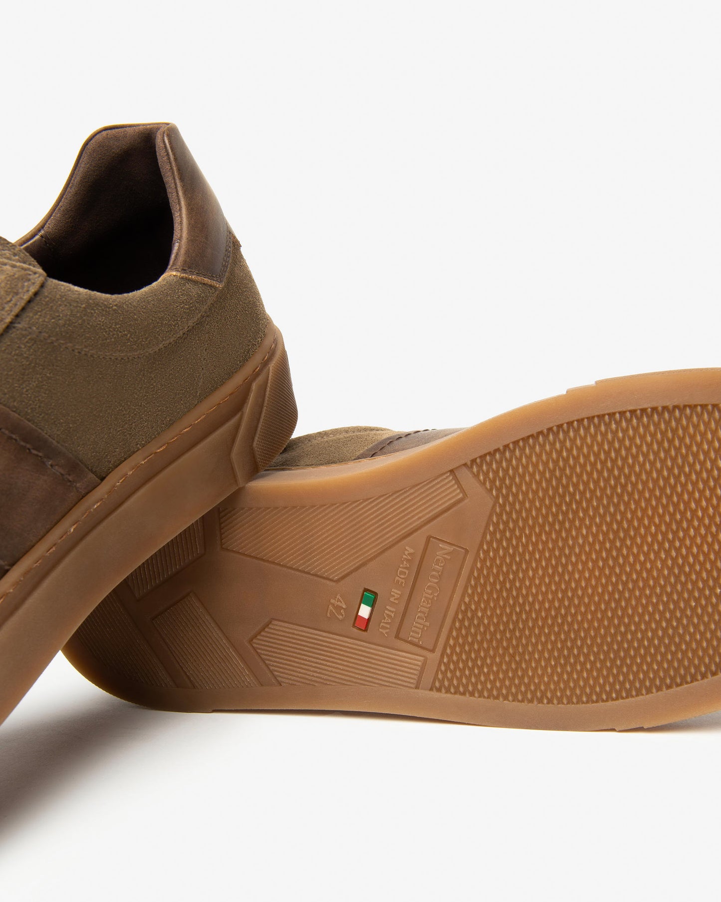 NeroGiardini Sneakers Uomo in Camoscio e Pelle Marrone I500951U-311