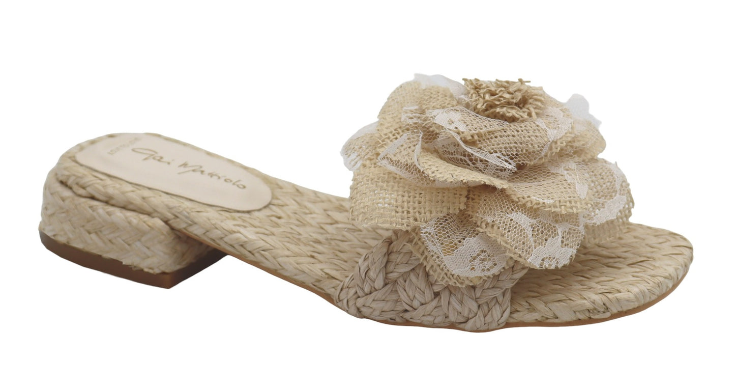 Love to Love Gai Mattiolo Ciabatta Avorio Con fascia ad incrocio e fiore in tessuto