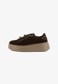 GIO+ Sneakers basse -suede-marrone PIA408A