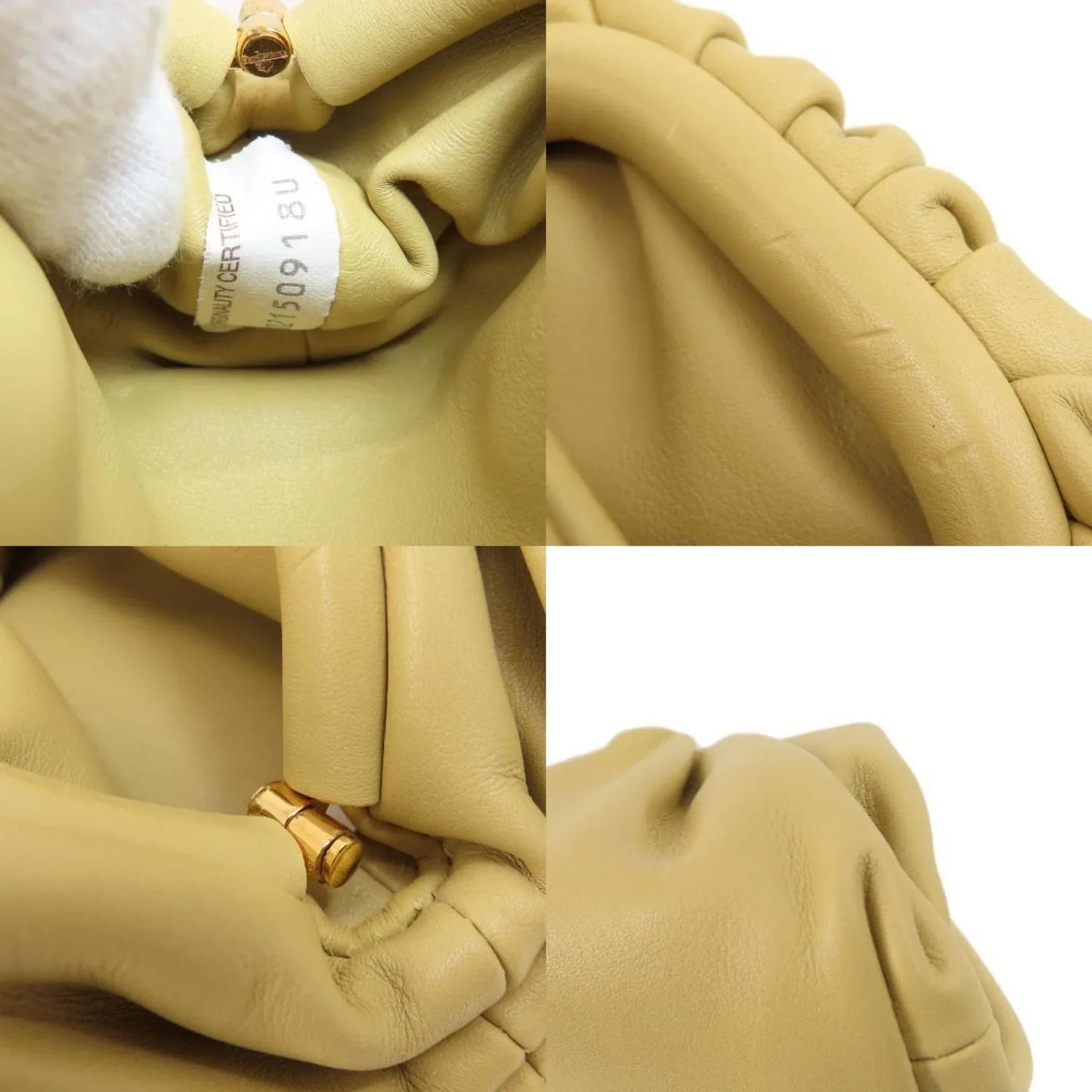 Bottega Veneta – Portamonete The Pouch in pelle beige