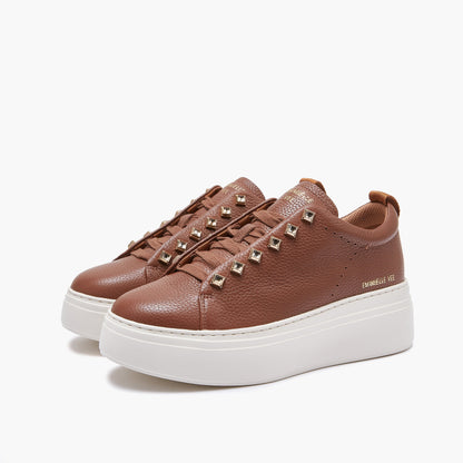 Emanuelle Vee sneakers cuoio con dettagli in strass