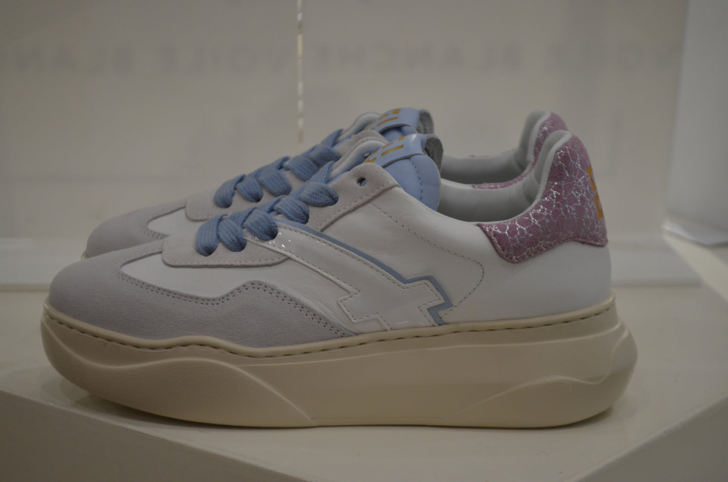 Sneakers Gio+