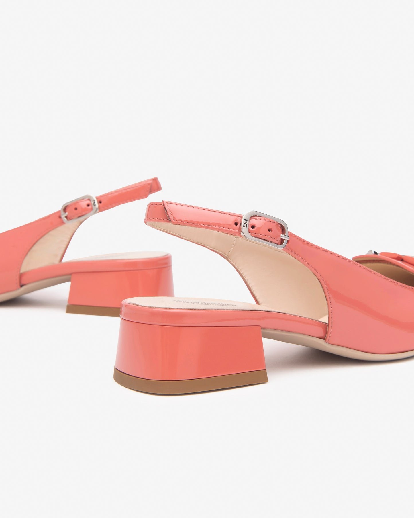 Slingback Nero Giardini colore Papavero Mod.