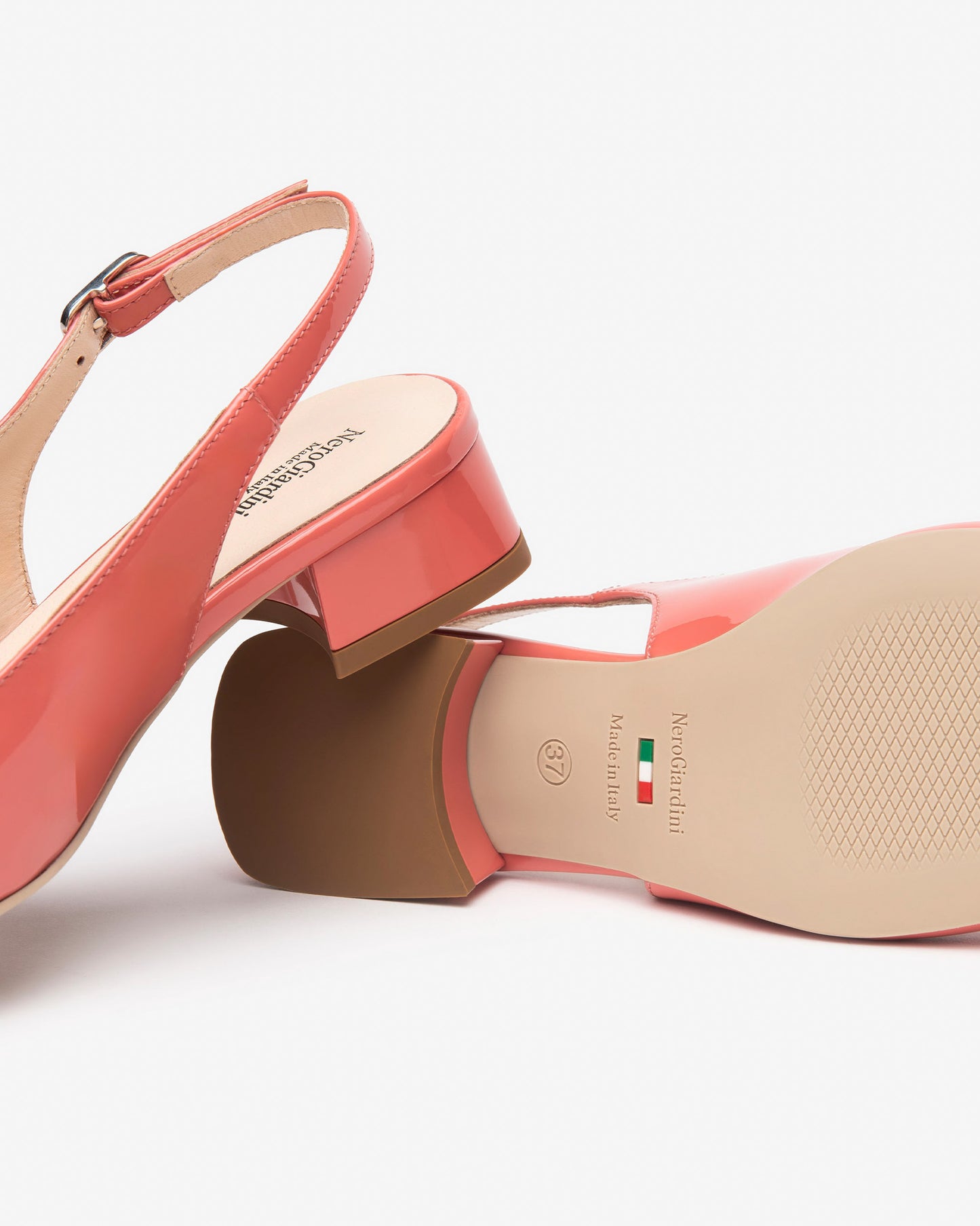 Slingback Nero Giardini colore Papavero Mod.