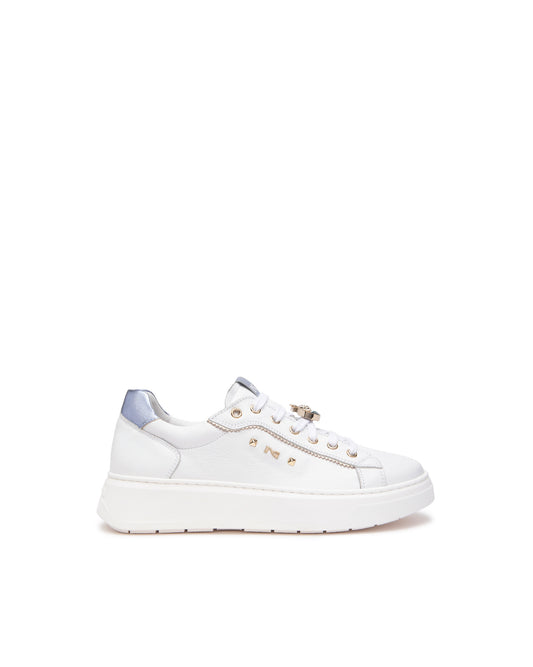 Sneakers Nero Giardini Platform Bianche con Charms Azzurri