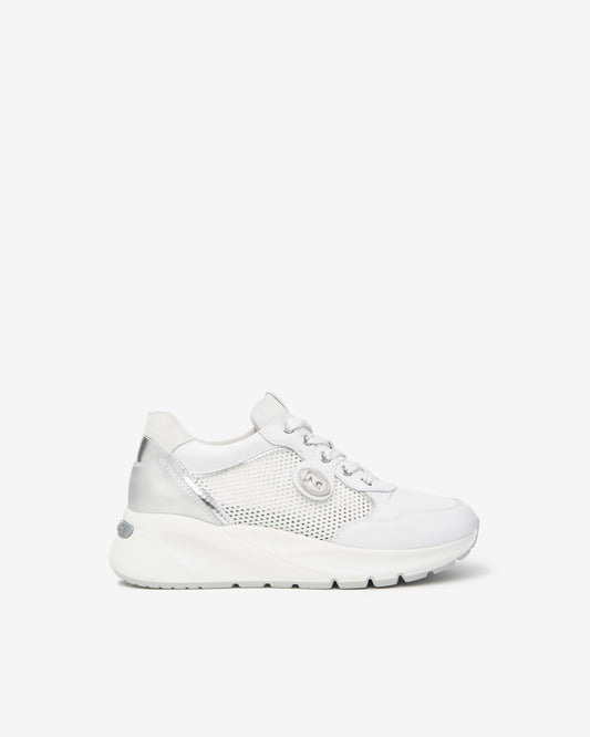 Nero Giardini  Sneakers da donna in pelle, tela e materiale tecnico E615180D 707 Bianca
