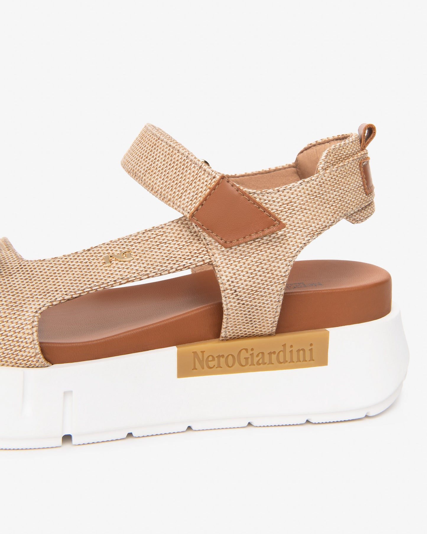 Nero Giardini Sandali Donna in Pelle e Tessuto natural cognac e617061d-420