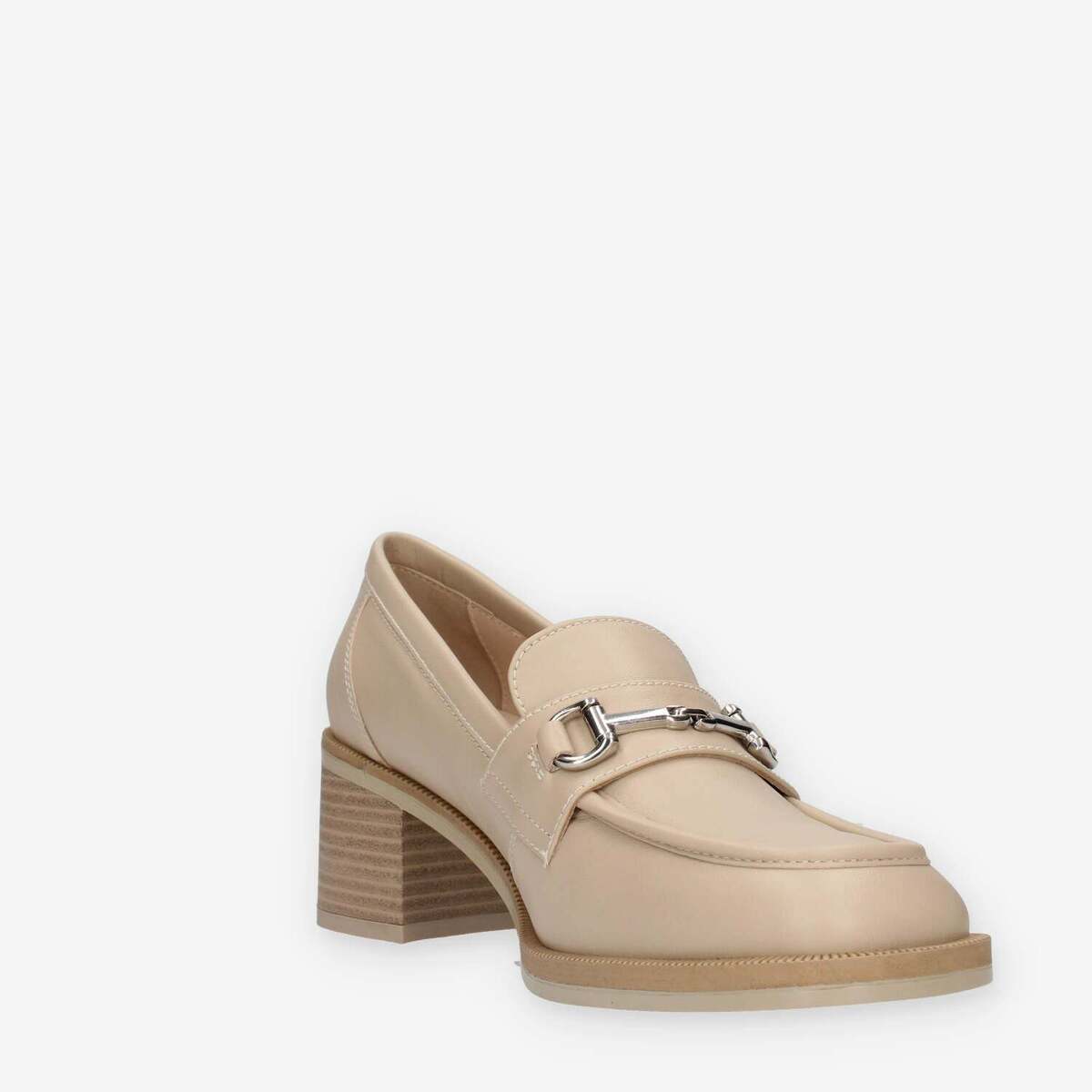 Black Gardens Linen Moccasin E409610D