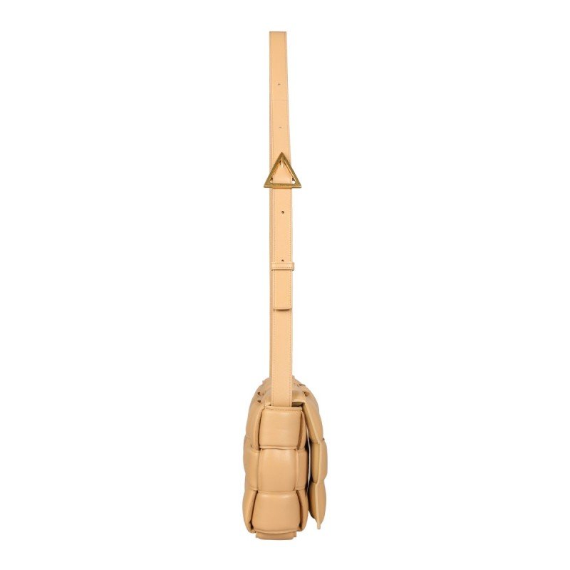 Bottega Veneta – Padded Cassette Bag in pelle intrecciata color nude