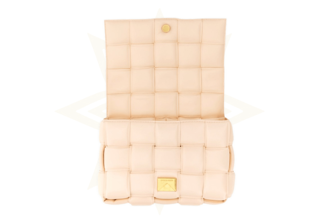 Bottega Veneta – Padded Cassette Bag in Nappa Intrecciata