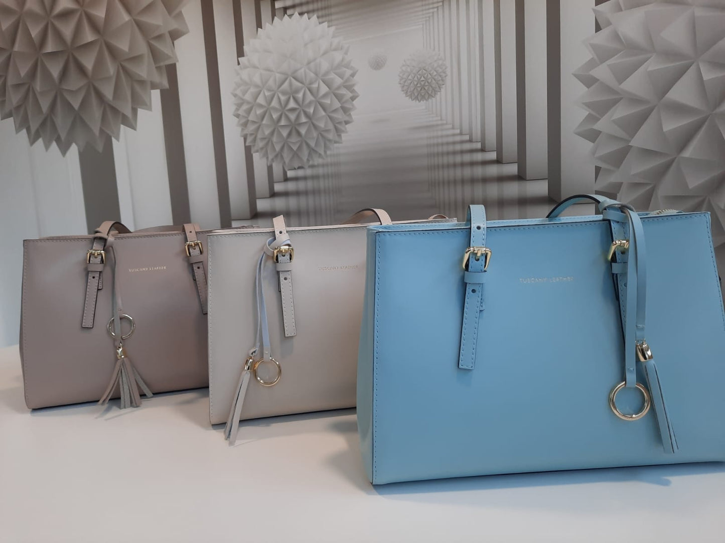 TL Bag - Leather shoulder bag | TL142037