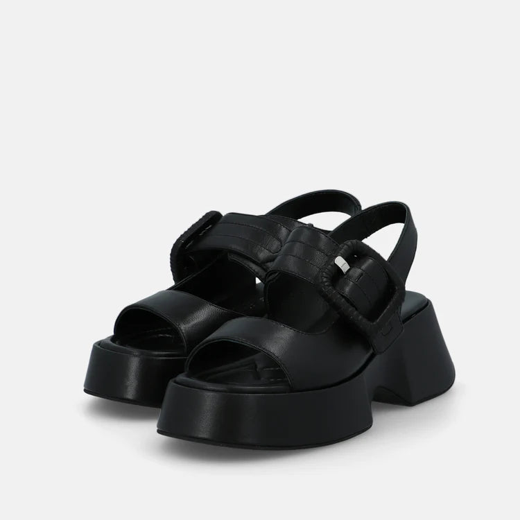 Elvio Zanon Black Wedges