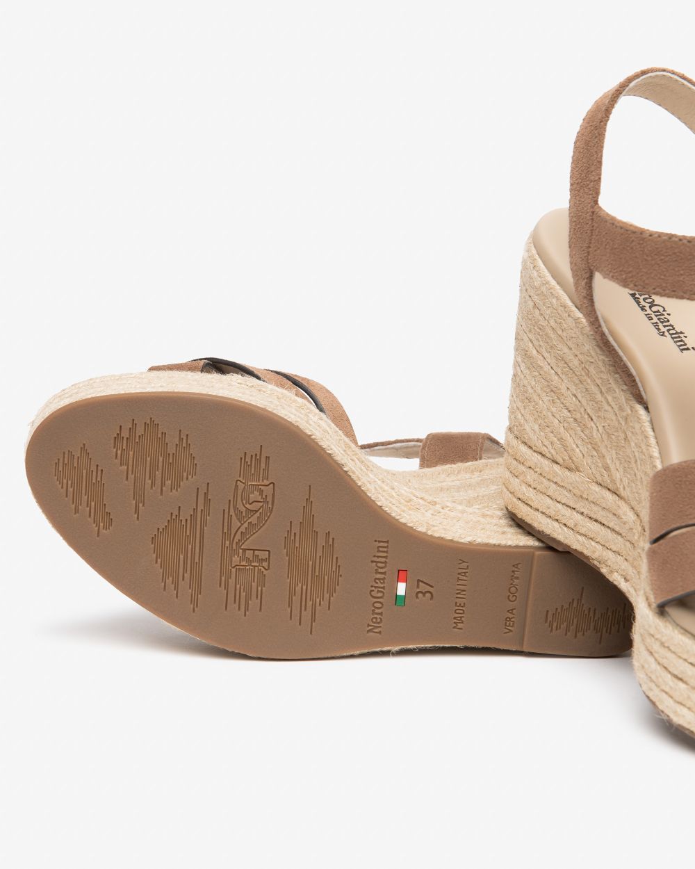Xeppa Nero Giardini E616030D  Donna in Suede Tortora
